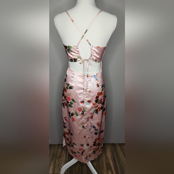 SHEIN Floral Draped Crisscross Tie Back Satin Cami Dress. Size: Small - Picture 3 of 12
